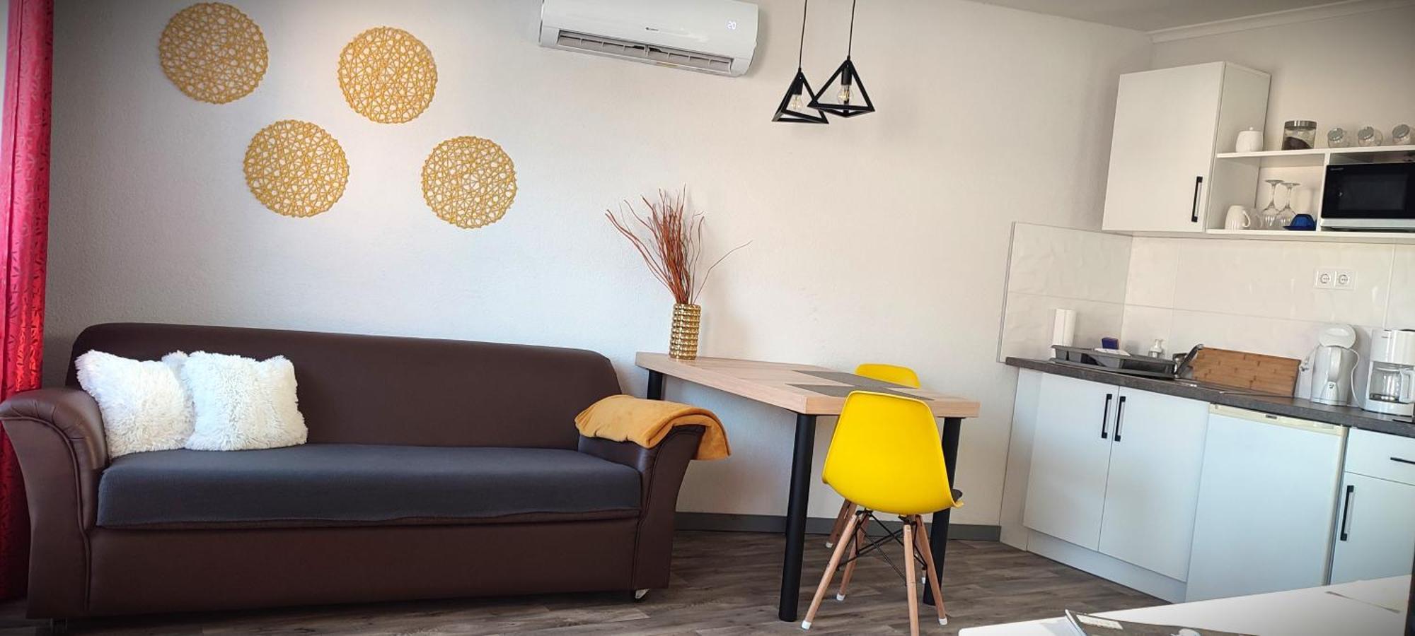 Koller Apartmanhaz Sárvár Extérieur photo