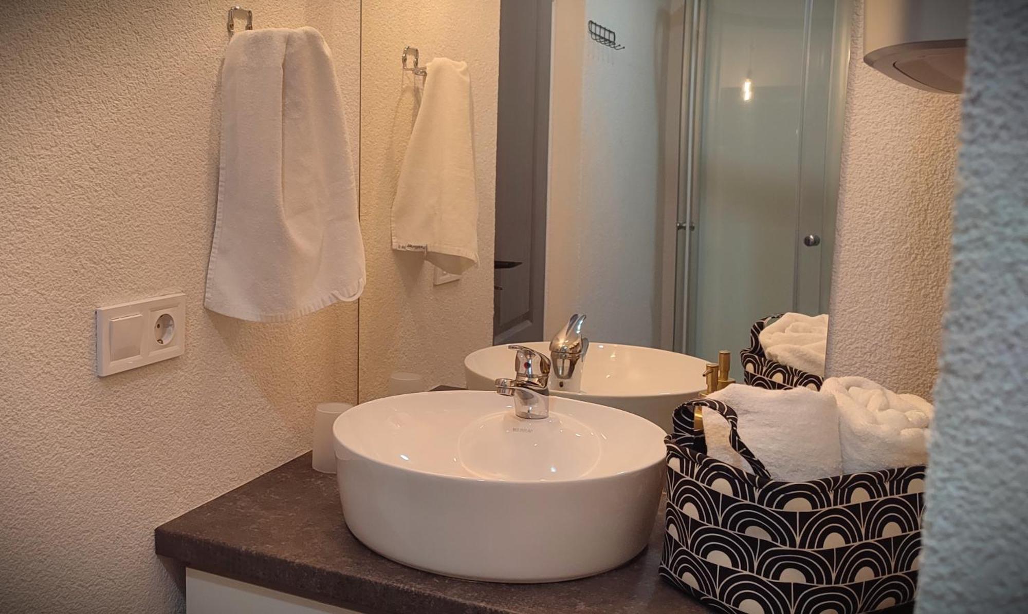 Koller Apartmanhaz Sárvár Extérieur photo